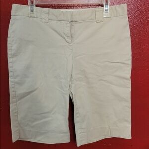 Women's Express Design Studio Beige Shorts - Size 10